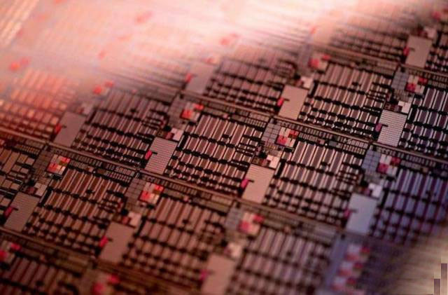 半导体材料小知识：早期发展与三代进阶